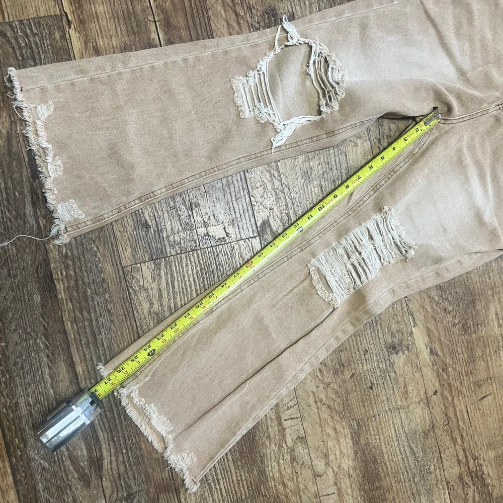 Unbranded Tan Distressed Flare Jeans High Rise Ripped Raw Hem Sand Wash Size M - Picture 2 of 10